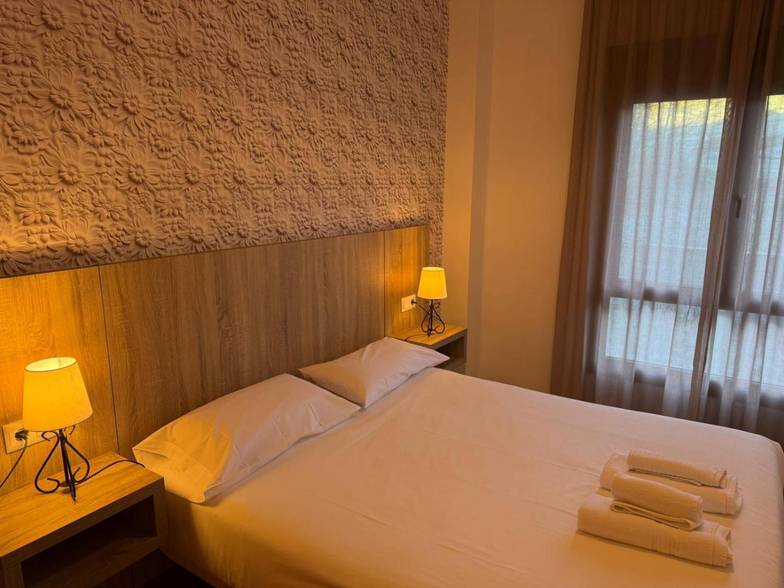 Apartamentos El Caxigu Arenas De Cabrales Zewnętrze zdjęcie
