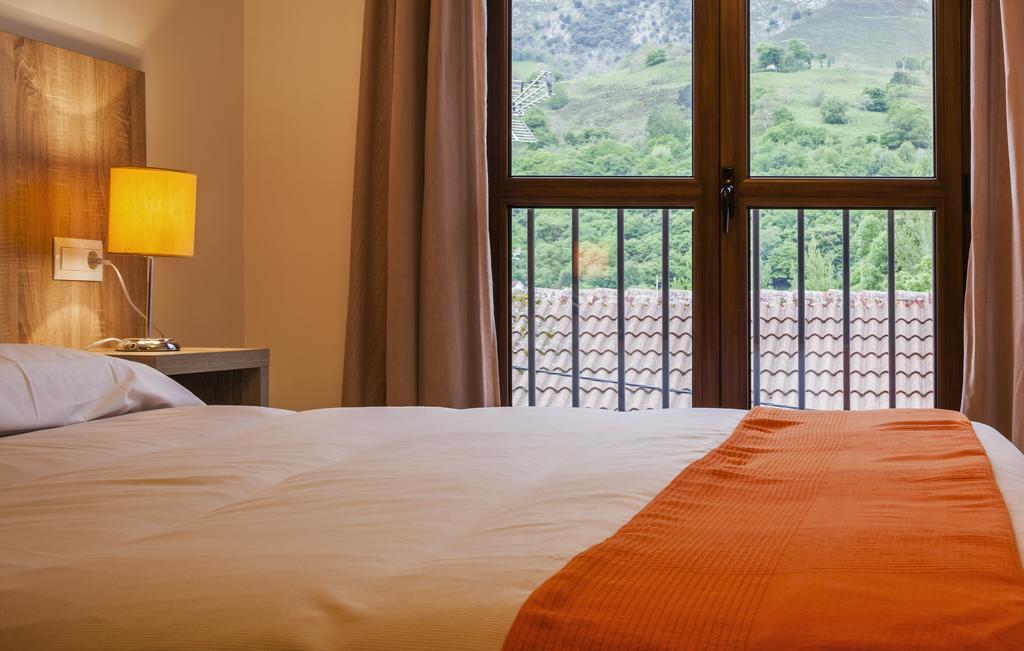 Apartamentos El Caxigu Arenas De Cabrales Zewnętrze zdjęcie